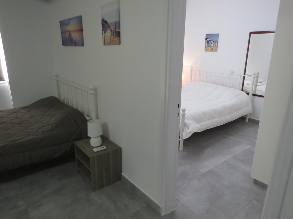 Adonis Apartment Paphos 外观 照片