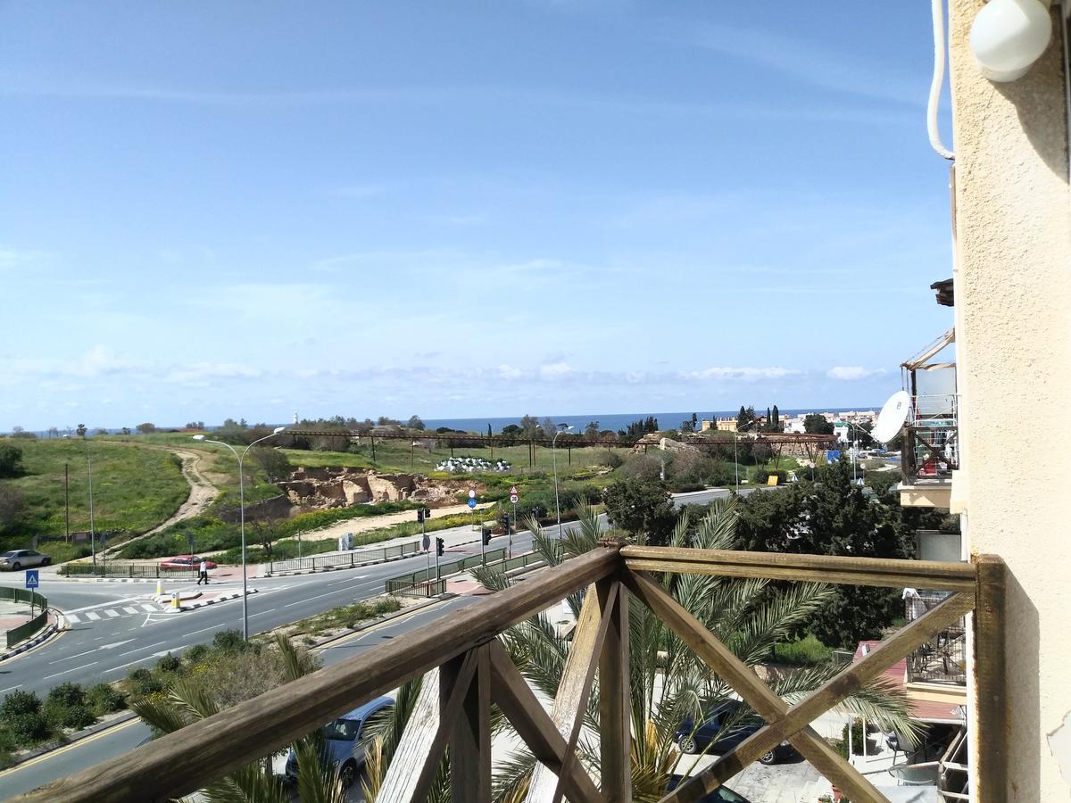 Adonis Apartment Paphos 外观 照片